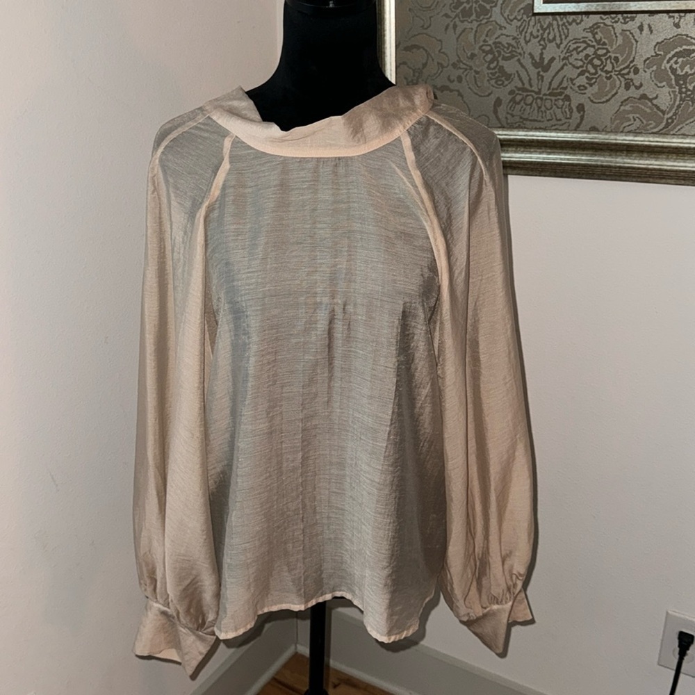 Prologue semi sheer light tan‎ balloon long sleeves back bow blouse top Sz L
